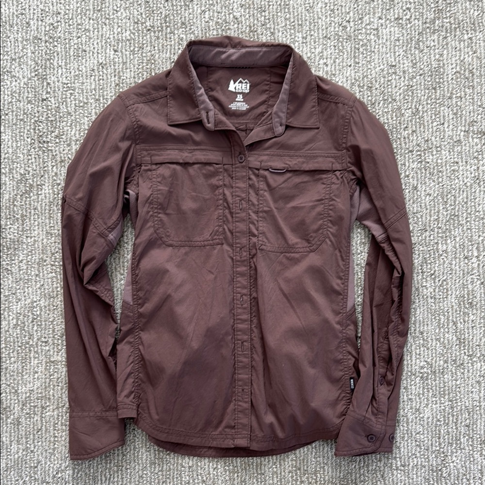 REI hiking shirt button up